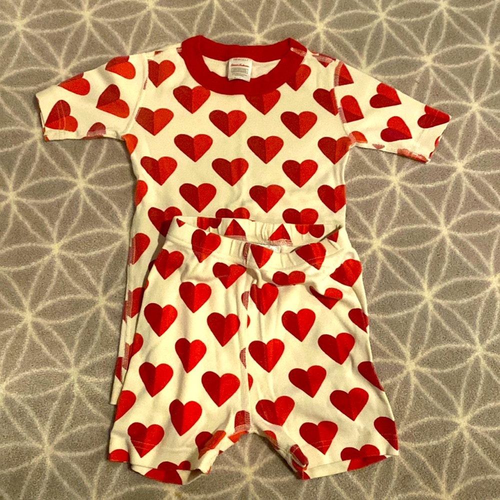 Hanna Andersson Heart Pajamas Short Set